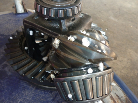 เฟืองท้าย นิสสัน แบบเปิดท้าย เบอร์ 9.37 หรือ 4.1 สภาพสวยไม่หอนเพราะถอดลงเมื่อเช้า