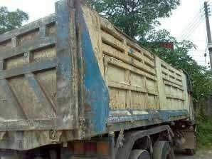 รถมิตซู 10 ล้อดั๊ม FN527 M-A เปลื่ยนเครื่อง 195 แรงม้า ( มีขาย 2 คัน ) สนใจติดต่อ 081 - 6079515 รถมิตซู 10 ล้อดั๊ม FN527 M-A เปลื่ยนเครื่อง 195 แรงม้า ( มีขาย 2 คัน ) สนใจติดต่อ 081 - 6079515