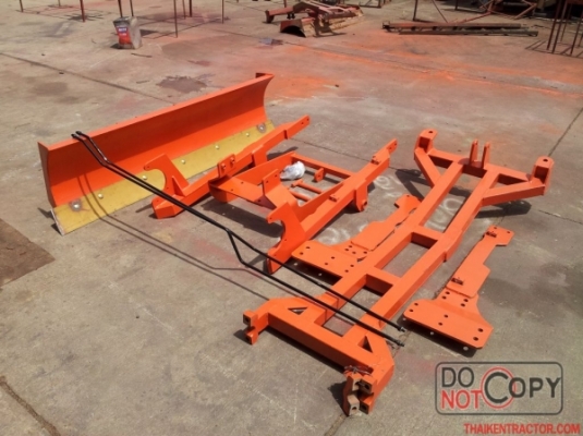 ชุดใบมีดดันดินหน้าคูโบต้า  L4508 ใหม่ ขายปลีกและส่ง มีจำนวน 5 ชุดเท่านั้นครับ