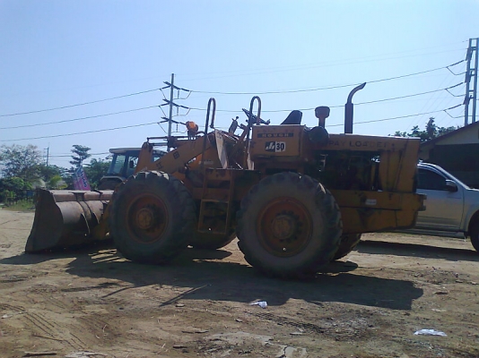 ขายด่วน!..รถตัก KOMATSU JH30 รถสวย ทรงดี ตักแรง ตักไว ได้งานมาก เครื่องแรง ประหยัดน้ำมันสุดคุ้ม.