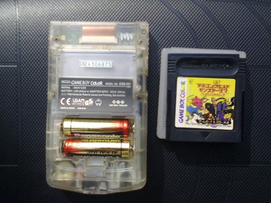 เกมส์บอยจอสีใช้ได้สภาพดี๊ดี แถม1 เกมส์