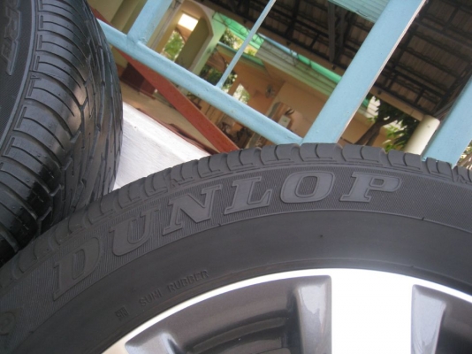 ขายล้อแม็กเดิม Honda Freed 15"x5.5" et 50 4รู100 + ยางปี12 (081-3747940)