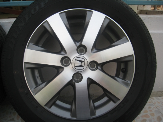 ขายล้อแม็กเดิม Honda Freed 15"x5.5" et 50 4รู100 + ยางปี12 (081-3747940)