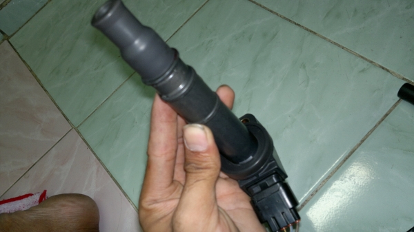 คอยล์จุดระเบิด TOYOTA COMMUTER,VIGO,FORTUNER  เบนซิน