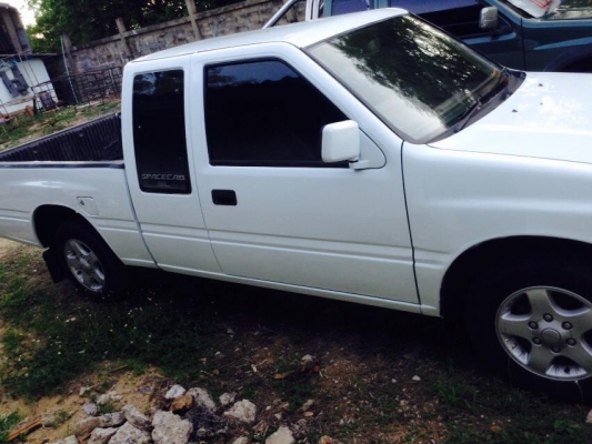 'กระบะแค็บ' อีซูซุ ปี 95