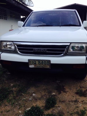 'กระบะแค็บ' อีซูซุ ปี 95