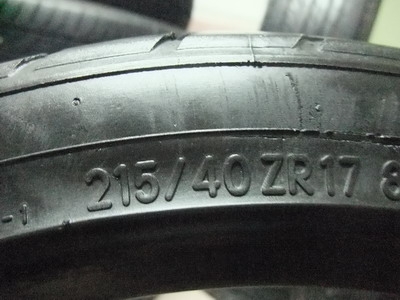 ยาง Nitto 215/40/17 ปี 10