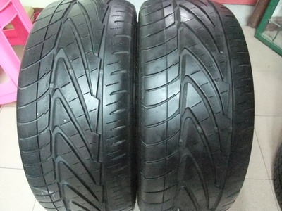 ยาง Nitto 215/40/17 ปี 10