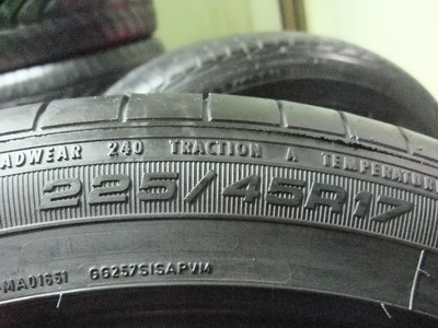 ยาง Goodyear 225/45/17 ปี 11