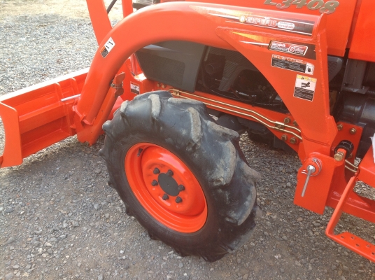 ปัญญาแทรคเตอร์มาแล้ว...จัดมาให้ครับ คูโบต้า L3408ใบมีดคานบน SD 160 เล่มทะเบียนพร้อม