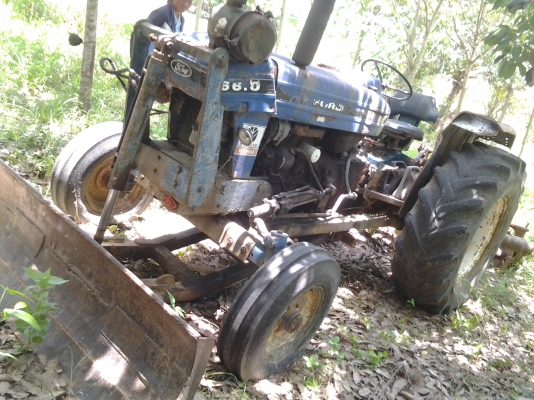 FORD6600 เสื้อเรียบ T3 77 หาง 5 ใบดัน เล่มทะเบียนมี เสี่ยสากล แห่งเมืองพุทไธสง มัดจำแล้วครับ