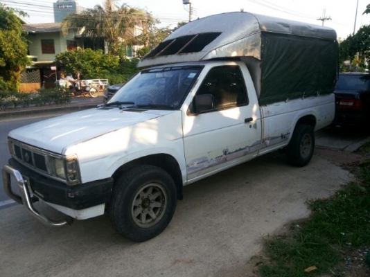 BIG M ปี 36 เบนซิน เครื่องแน่นๆ คัสซีสวย เดิมบาง แอร์เย็น สีซีด