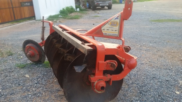 ขายผาน6*22 ของฮุยครับใบเต็ม99\% ใช้งานปีเดียวสีเดิมๆเลยครับ