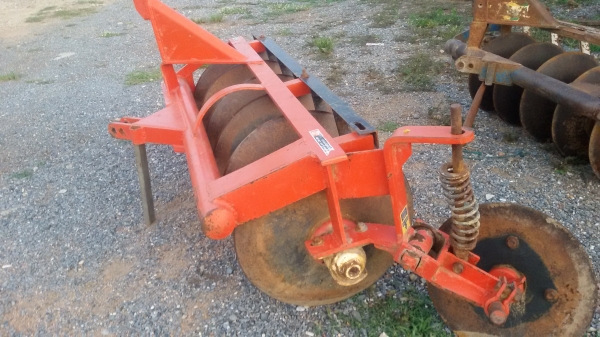 ขายผาน6*22 ของฮุยครับใบเต็ม99\% ใช้งานปีเดียวสีเดิมๆเลยครับ