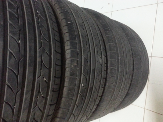 ยางyogohama195/55/16    สี่เส้น  3000