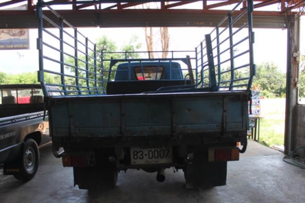 รถบรรทุก ISUZU TL 85 แรงม้า กระบะวางดั้มได้ เชียงใหม่