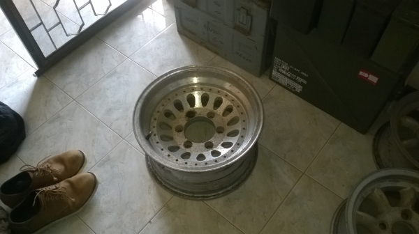 ขายเศษล้อ 15x8.5  5,6รู