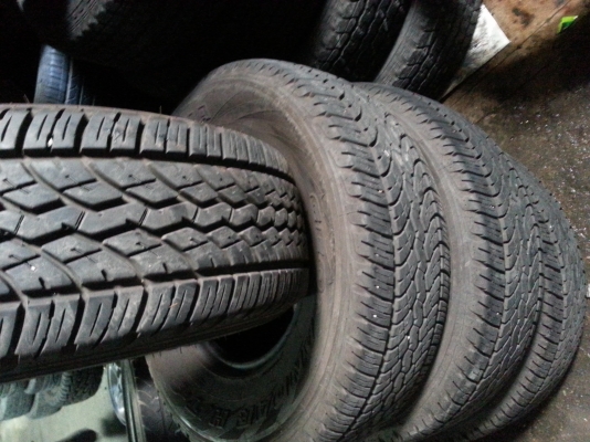 ขายยาง255/70/15ปลายปี13สวยๆครับ