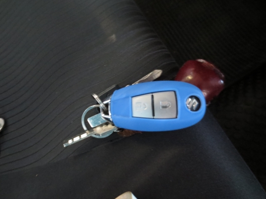 ขายดาวน์ Swift1.25 GLX (ตัวท็อป)สีน้ำเงิน 160,000ต่อรองได้ค่ะ