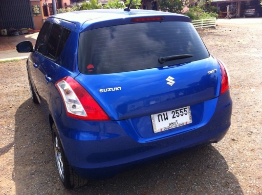 ขายดาวน์ Swift1.25 GLX (ตัวท็อป)สีน้ำเงิน 160,000ต่อรองได้ค่ะ