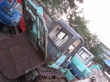 Special price ต้อนรับหน้าฝนครับ - แทรกเตอร์ รถดันดินอเนกประสงค์ IWAFUJI CS50 -106 มีอุปกรณ์เสริมพิเศษ กระบะท้ายดั๊มได้ มีวิ๊นซ์ สำหรับลากซุง สภาพดี