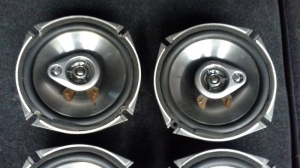 ลำโพง Pioneer 6.5" แกนร่วมสามทาง 3way เสียงดีมากๆ เบสตึบ