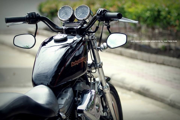 ขาย Harley Davidson sportster 1200 ปี 2001 อินวอย สพม แท้ ของแต่งเยอะตามรูป มีของเดิมให้ 330000 โทร  0811160919