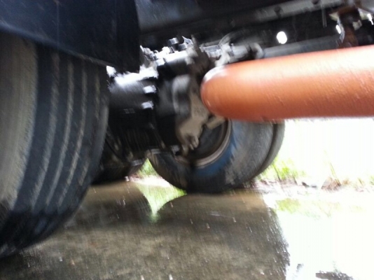 รถฮีโน่ 10 ล้อ หัวลาก 260 แรงม้า. ปี 53 ( ติดแก๊ส )  สนใจติดต่อ 081 - 6079515