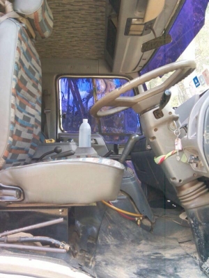 รถฮีโน่ 10 ล้อดั้ม FM3H  เปลื่ยนเครื่อง 260 แรงม้า.  ( ขายแม่ , ลูก )  สนใจติดต่อ 081 - 6079515