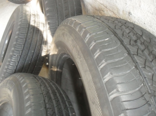 ยาง MICHELIN 215/70R16 ปี10 สวยๆ 4 เส้น ราคา 3200 บาท