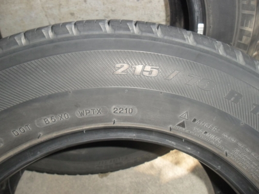 ยาง MICHELIN 215/70R16 ปี10 สวยๆ 4 เส้น ราคา 3200 บาท