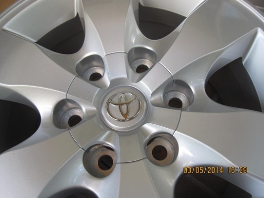 ขายแม็กขอบ 16 โตโยต้า วีโก้ แชมป์ (แม็กถอดป้ายแดง)