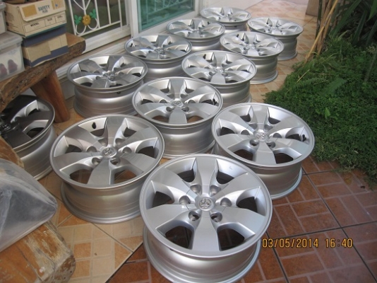 ขายแม็กขอบ 16 โตโยต้า วีโก้ แชมป์ (แม็กถอดป้ายแดง) ขายแม็กขอบ 16 โตโยต้า วีโก้ แชมป์ (แม็กถอดป้ายแดง)