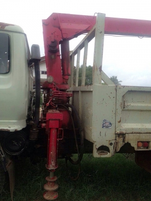 ขายรถหกล้อติดเครน HINO FF174 เครื่อง HO7C 185 แรง พวงมาลัยพาวเวอร์ เบรคจิฟฟี่  ติดเครน unic 2.5 ตัน