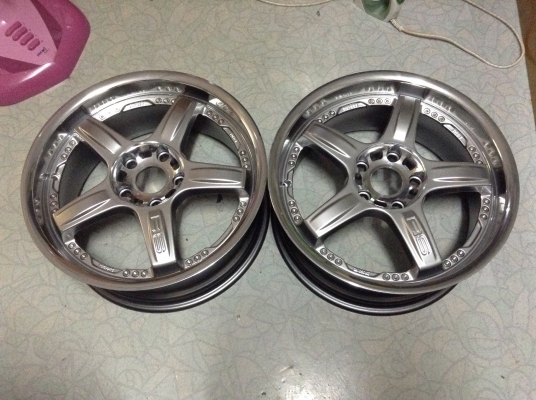 แม็ก RS ของใหม่ ขอบ 17 นิ้ว 5 รู 114 et 42 คู่ละ 3500 บาท แม็ก RS ของใหม่ ขอบ 17 นิ้ว 5 รู 114 et 42 คู่ละ 3500 บาท