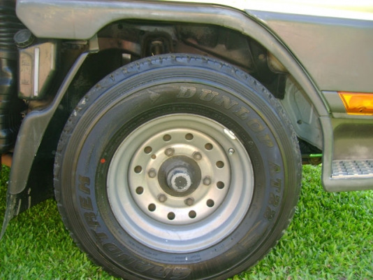 MITSUBISHI FUSO GUTS รถห้าง มือเดียว ไม่ติดเวลา MITSUBISHI FUSO GUTS รถห้าง มือเดียว ไม่ติดเวลา