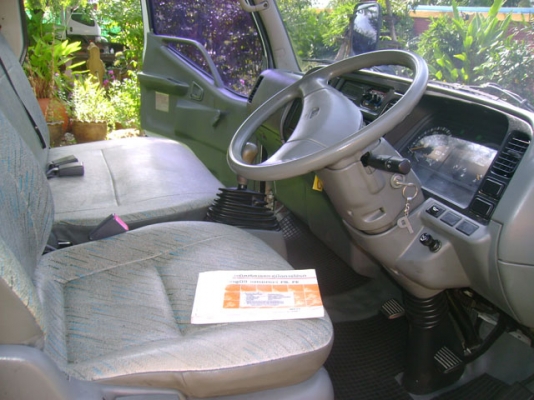 MITSUBISHI FUSO GUTS รถห้าง มือเดียว ไม่ติดเวลา MITSUBISHI FUSO GUTS รถห้าง มือเดียว ไม่ติดเวลา