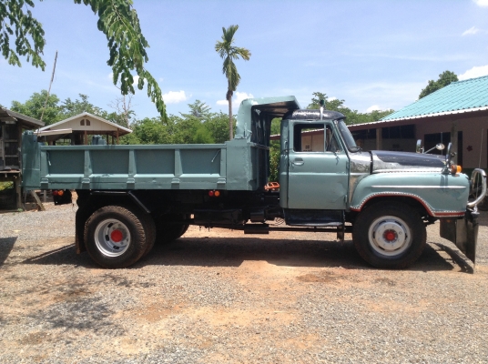 ขาย 6 ล้อดั้มหัวยาว ไม่มีทะเบียน สภาพพร้อมใช้งาน  เครื่อง EH100 เฟืองท้ายใหญ่จัมโบ้ 200 เช็คใหม่ทั้งคัน ระบบไฟครบ ราคาต่อรองได้ครับ