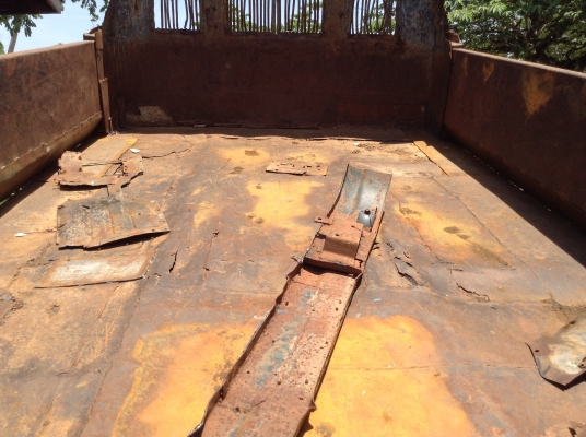 ขาย 6 ล้อดั้มหัวยาว ไม่มีทะเบียน สภาพพร้อมใช้งาน  เครื่อง EH100 เฟืองท้ายใหญ่จัมโบ้ 200 เช็คใหม่ทั้งคัน ระบบไฟครบ ราคาต่อรองได้ครับ