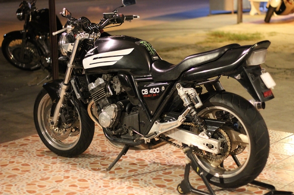 CB400 ปี93 อินวอย+สรรพสามิต สีดำ พร้อมใช้ยางใหม่