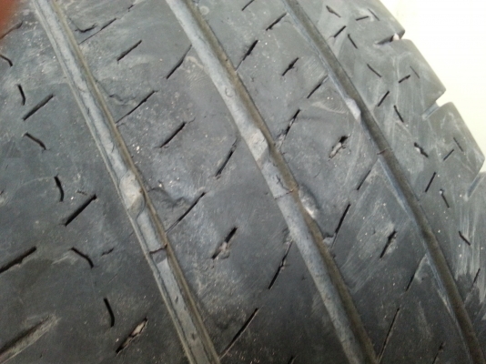 ขายยางมิสลิน215/70/15   ปี12สวยขายถูก3500
