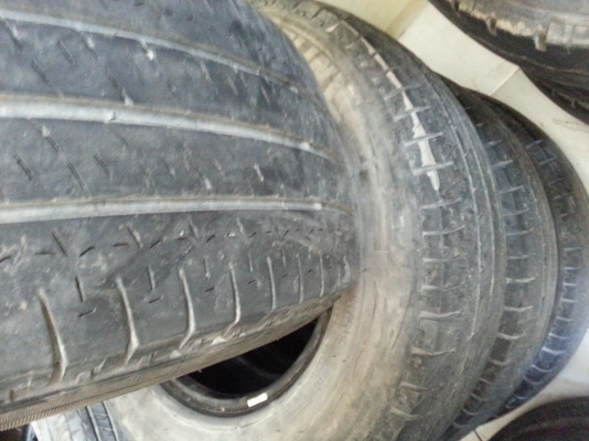 ขายยางมิสลิน215/70/15   ปี12สวยขายถูก3500