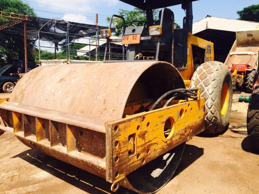 ขายด่วน รถบด 10 ตัน 2 เพลา สวยๆสภาพดีมาก