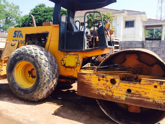 ขายด่วน รถบด 10 ตัน 2 เพลา สวยๆสภาพดีมาก