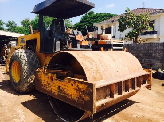 ขายด่วน รถบด 10 ตัน 2 เพลา สวยๆสภาพดีมาก