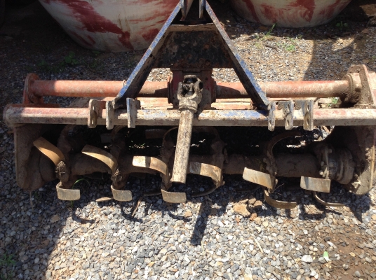 ขายรถไถคูโบต้า L3408 4W ปี 51 สภาพสวยพร้อมใช้งาน มีผานดันหน้า ผาน 5 และโรตารี เอกสารทะเบียนครบครับ ราคาต่อรองได้