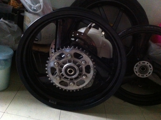 ขายแม็คหน้า หลัง Brembo ขอบ17 ขายแม็คหน้า หลัง Brembo ขอบ17