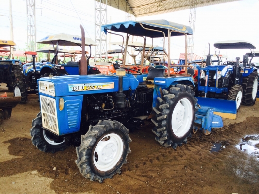 ขายรถไถแชมป์ 304 slx มือสองสภาพดีพร้อมใช้งาน