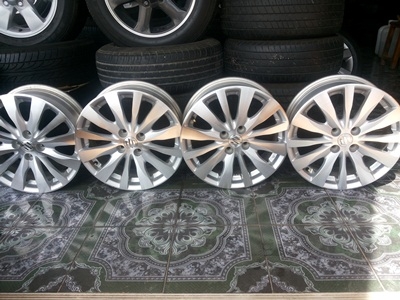 ขายล้อแม็กSUZUKI Swift ( หน้าเงา) 4 ล้อ