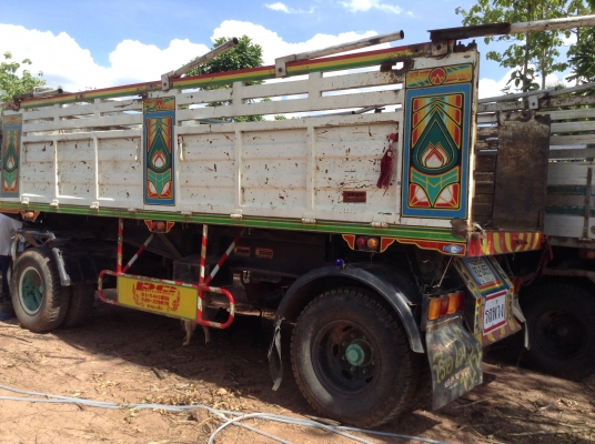 ขายพ่วงดั้มแม่ลูก ISUZU ROCKY FVZ13NFY วางเครื่องแดวู 360 แรงม้า เกียร์ Eaton คัสซีสวยจัด แอร์เย็น ดั้มสวย ยางเต็มทุกเส้น ทะเบียนเต็มพร้อมโอน ราคาต่อรองได้อีก